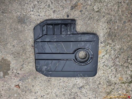 Крышка двигателя Korando Sports 6710100214
