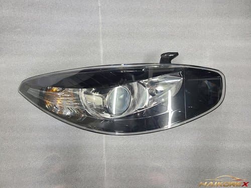 Фара передняя правая (черный безель) проекционная Renault SM3 (L38) New 2012.08+ C-класс