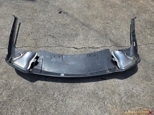 Chevrolet Impala задний бампер нижняя часть 2313341 + накладка глушителя (наконечник) 2 шт., класс B (вмятина)