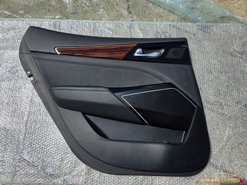 Уплотнитель двери задней водителя K7 (All New) 83301F6080YA8 15-19