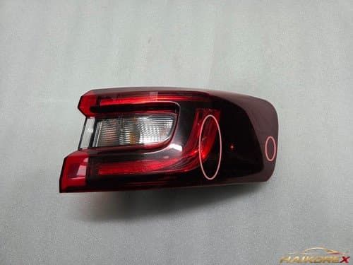 Задний фонарь QM6 комбинированный LED правый 265507984R