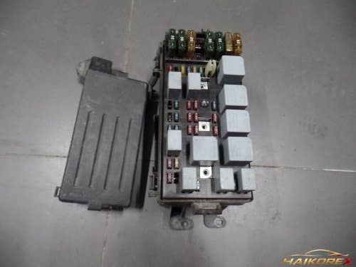 Блок предохранителей Daewoo Nubira (96255578) моторный отсек