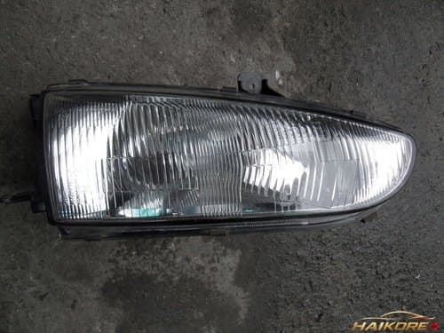 Фара передняя правая (головной свет) Hyundai Elantra