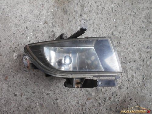 Противотуманная фара (туманка) переднего бампера Hyundai Sonata NF, правая сторона, 922023K000