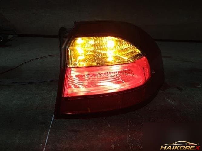 Kia Pride 2012 — фонарь задний правый (наружный) 92402-1W200