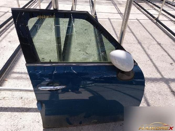 Mini Cooper 2011 — дверь передняя правая