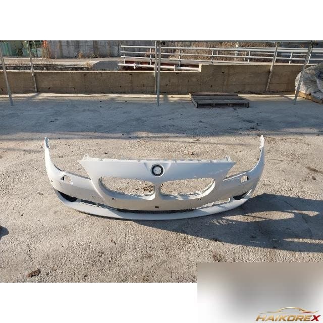 BMW 520d 2012 — передний бампер