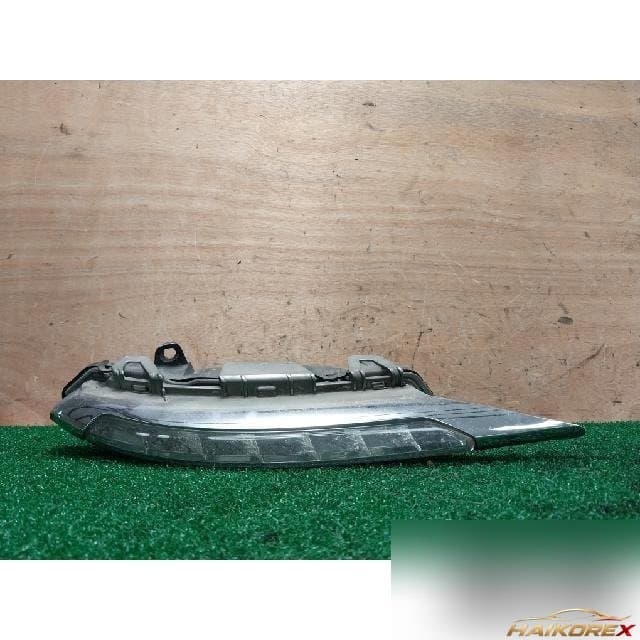 Mercedes-Benz S500 2011 — дневной свет правый пассажирский