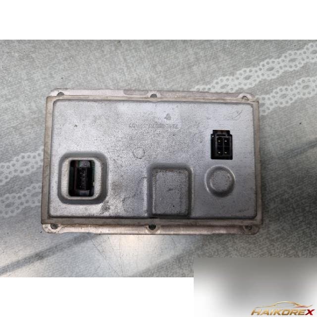 Volkswagen Passat 2007 — блок розжига ксеноновой лампы 3D0 907 391 B