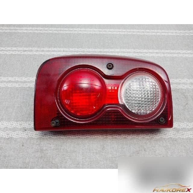 Land Rover Freelander 2005 — задний фонарь левый
