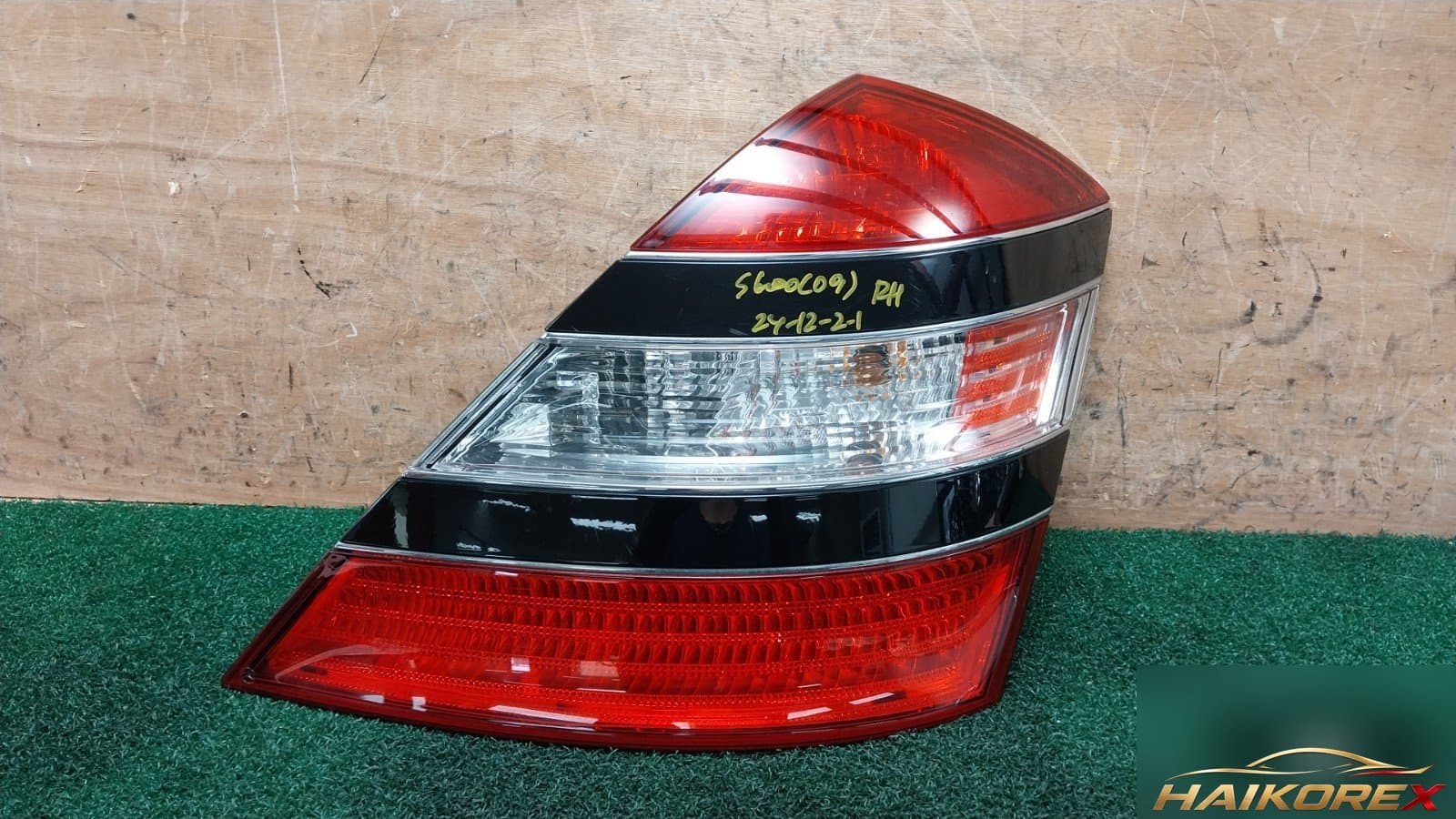 Mercedes-Benz S600L 2009 — задний фонарь правый A2218200464