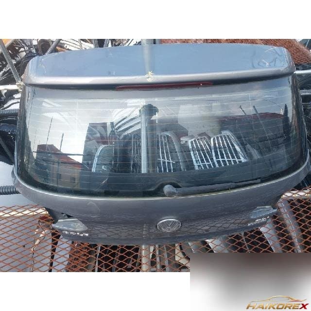 Volkswagen Golf 2012 — крышка багажника 5K6827025J