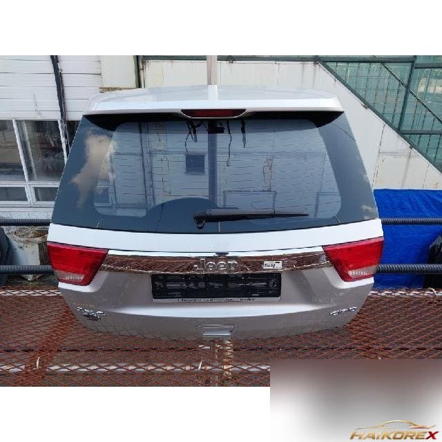 Jeep 3.0 CRD 2012 — дверь багажника 55369603AE
