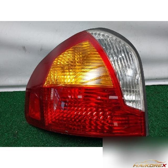 Hyundai Santa Fe 2003 — фонарь комбинированный задний левый