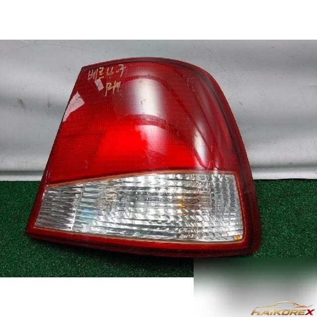 Hyundai Verna 2000 — комбинированный фонарь задний правый