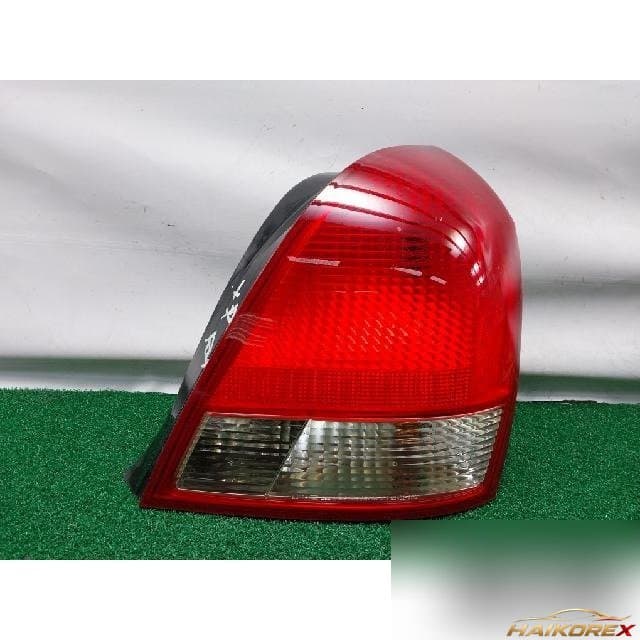 Hyundai Avante XD 2002 — фонарь задний правый