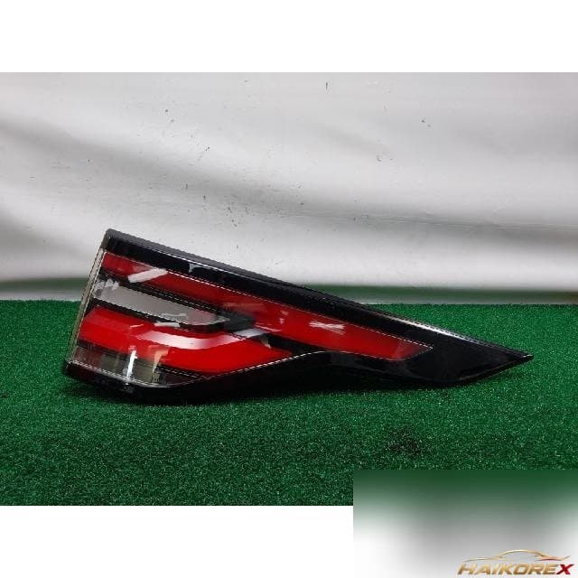 Land Rover Discovery5 3.0 TD6 HSE 2019 — комбинированный фонарь задний правый