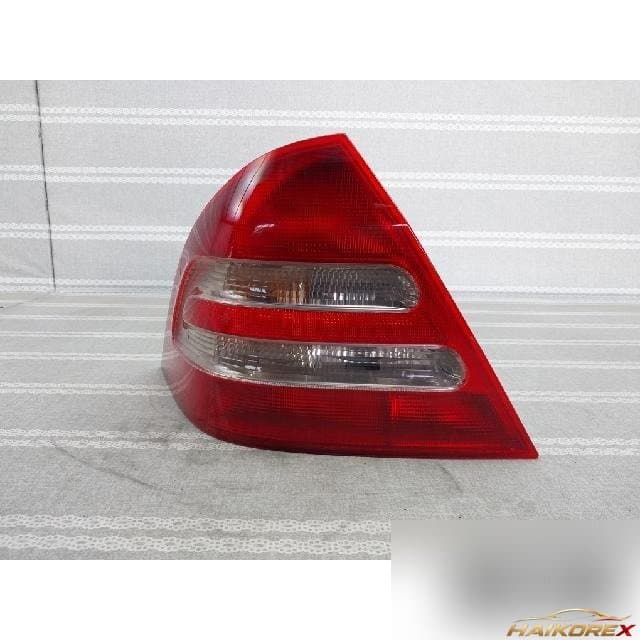 Mercedes-Benz C200 2002 — комбинированный фонарь задний левый водителя