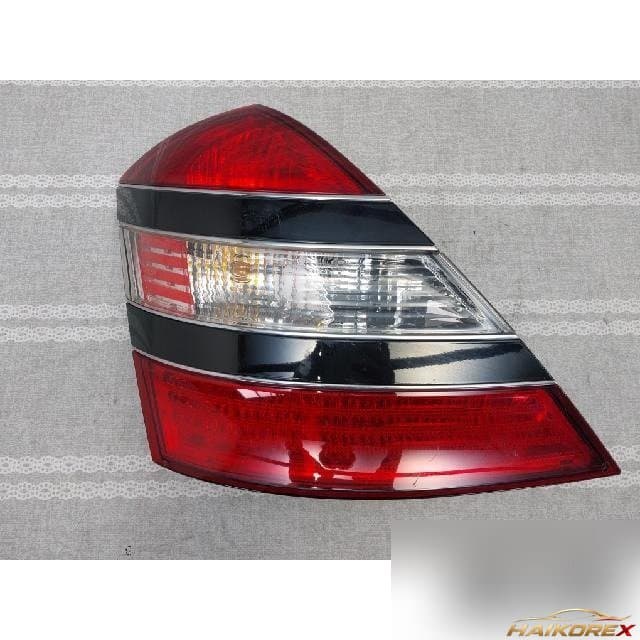 Nissan Altima 2010 — крыло левое