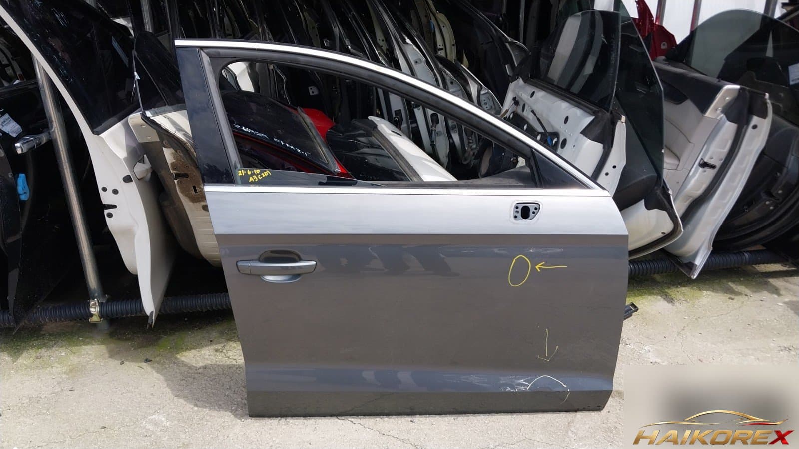 BMW 7 серии 2011 — крыло левое