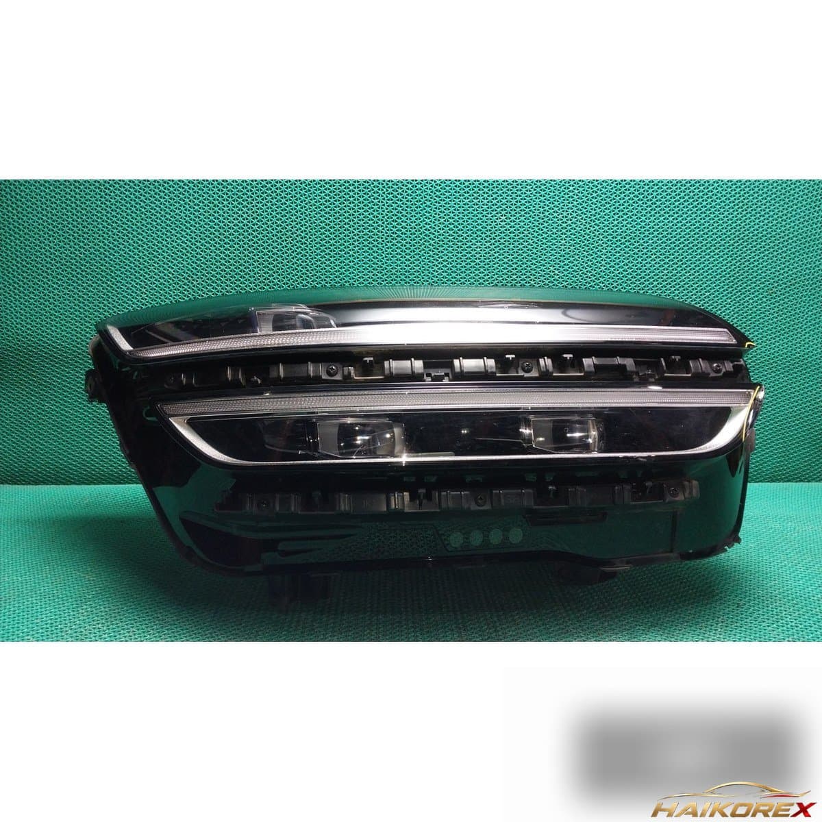 Genesis Genesis GV70 2021 — фара передняя правая