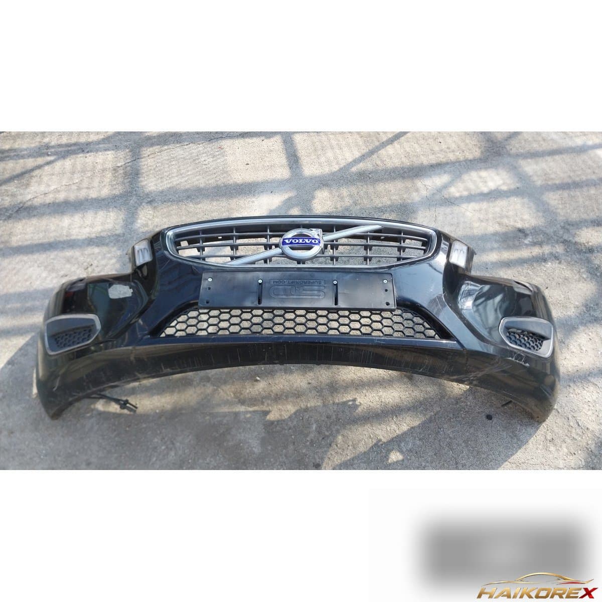 Volvo S60 T4 2013 — передний бампер