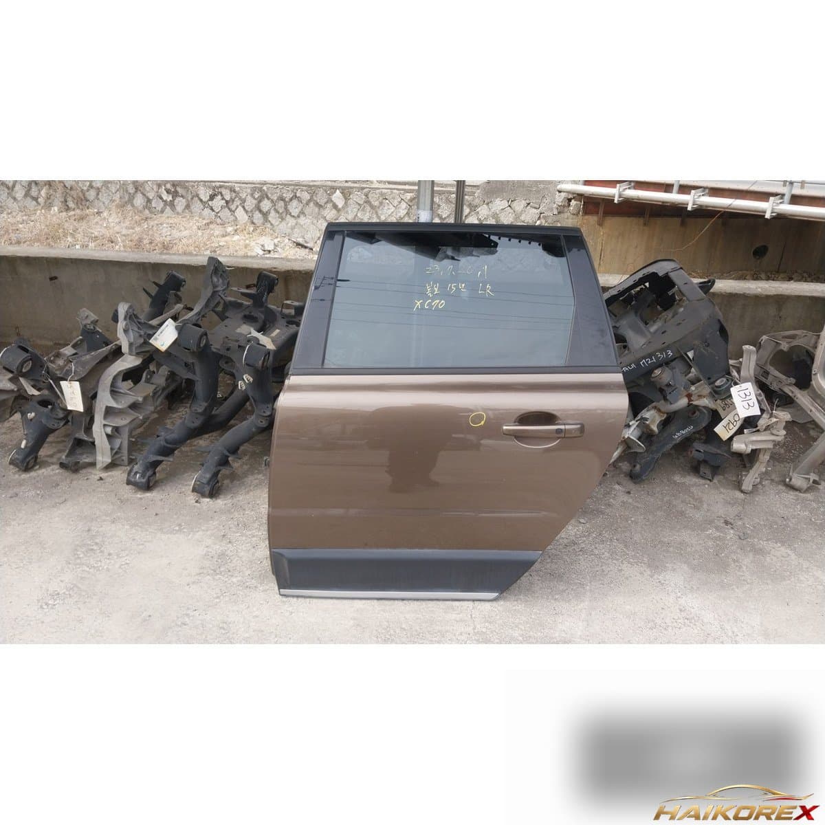 Volvo XC70 D4 2015 — боковая дверь задняя левая