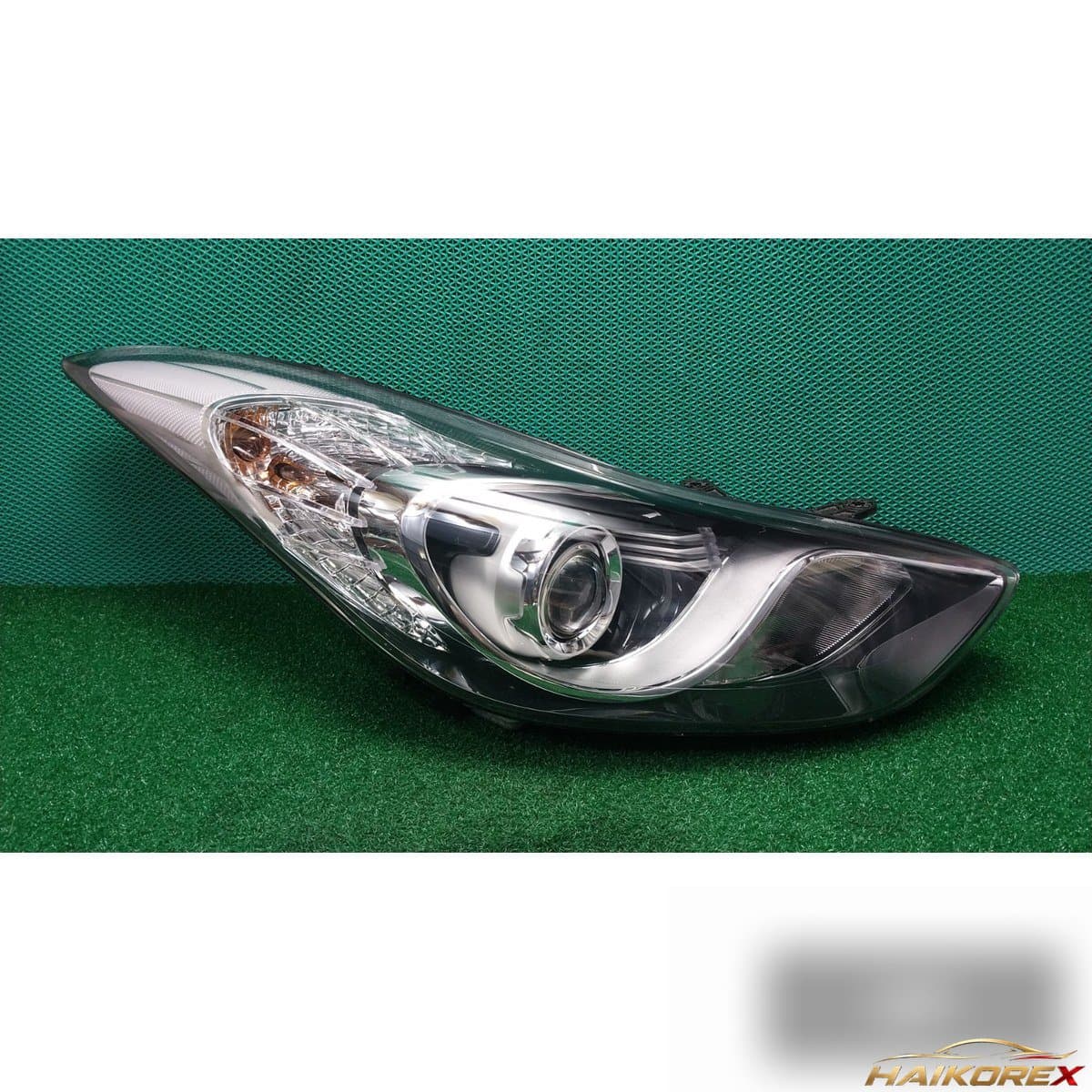 Hyundai Avante MD 2011 — фара правая