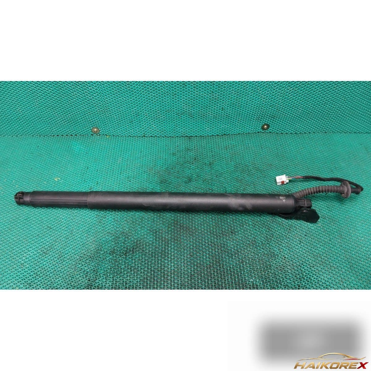 KG Mobility Torres 1.5 2WD T5 2024 — шоба багажника 7183041000