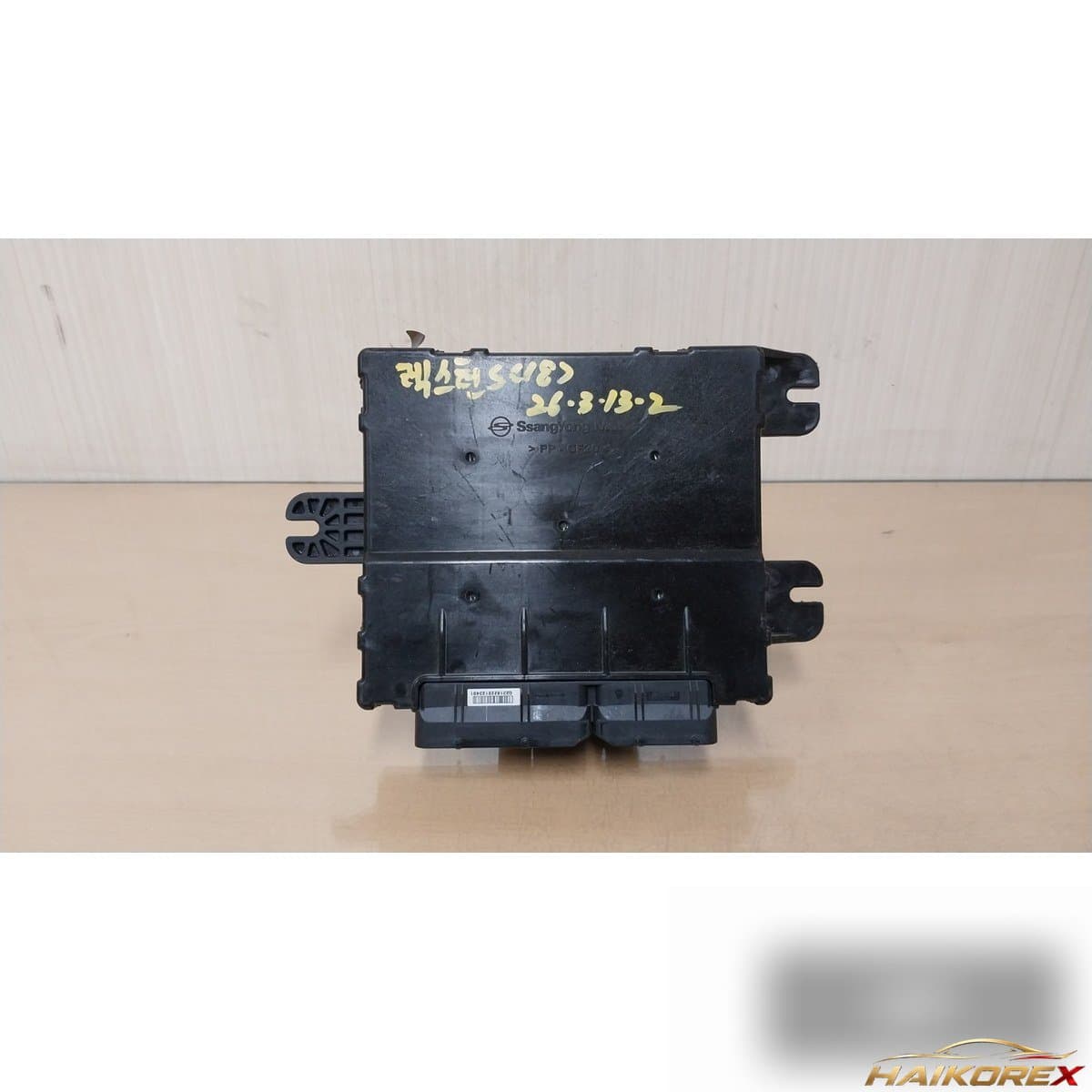Блок управления кузовом (BCM) ETACS 8711038600