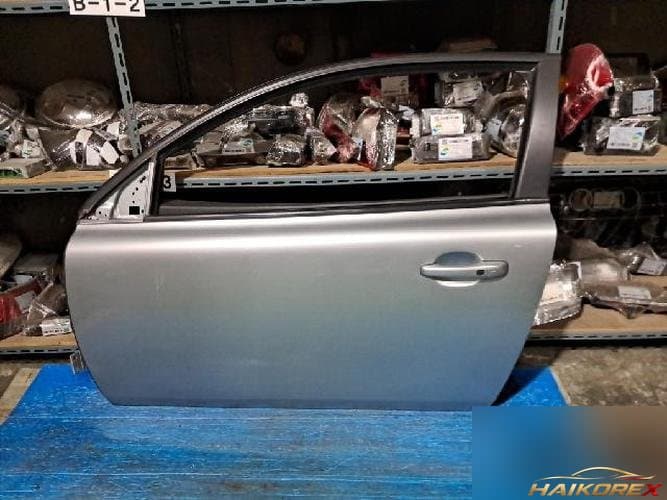 Volvo C30 2009 — дверь передняя левая