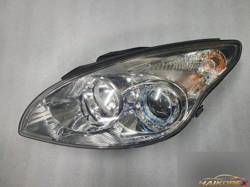 Фара передняя левая 921012L102