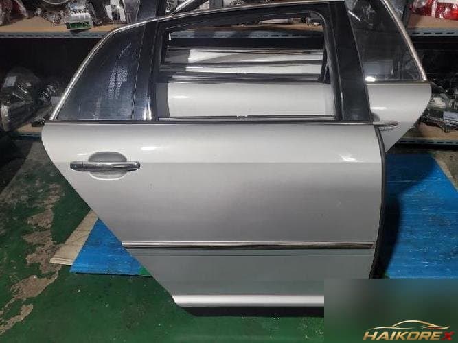 Volkswagen Phaeton 2007 — дверь задняя правая