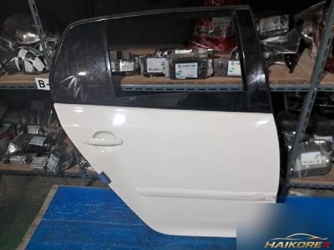 Volkswagen Golf 2007 — дверь задняя правая