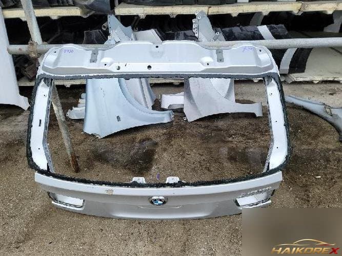 BMW X5 E70 2013 — крышка багажника