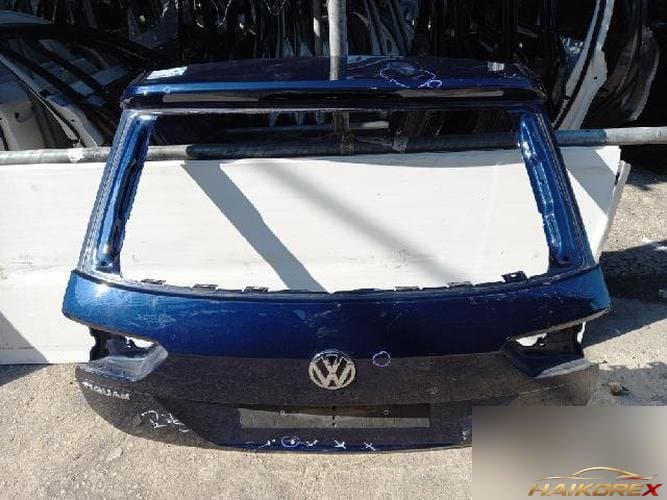 Volkswagen Tiguan 2021 — крышка багажника
