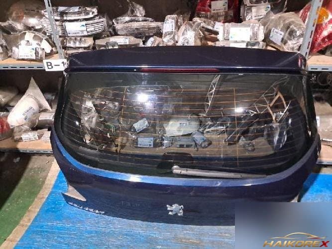 Peugeot 3008 2012 — крышка багажника