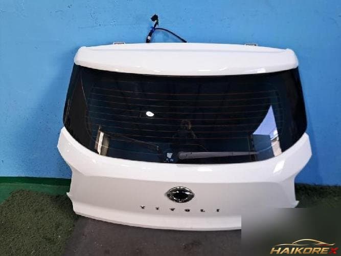 SsangYong Tivoli 2019 — крышка багажника