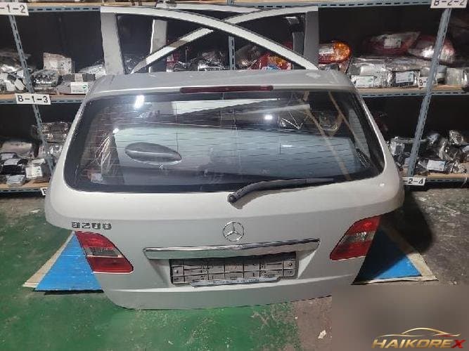 Mercedes-Benz B-Class 2011 — крышка багажника