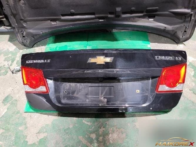 Daewoo Lacetti 2009 — крышка багажника