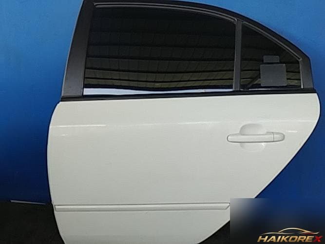 Hyundai Sonata 2006 — задняя дверь левая