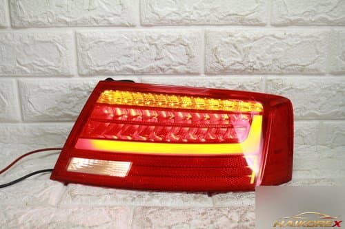 Фонарь задний правый Audi A5 8T 8T8945096F
