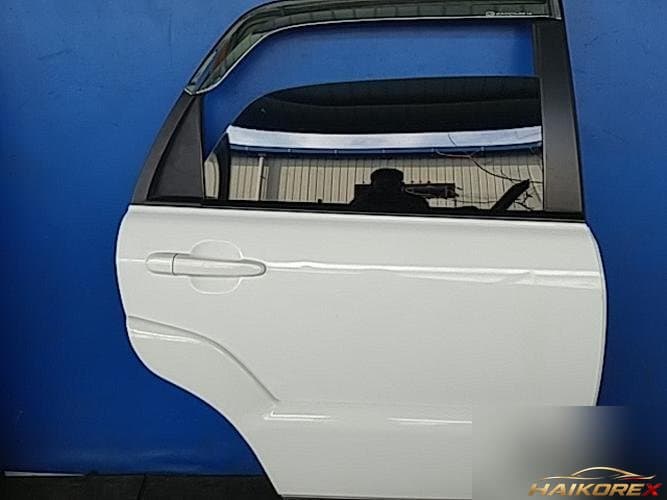 Kia Sportage 2007 — дверь задняя правая