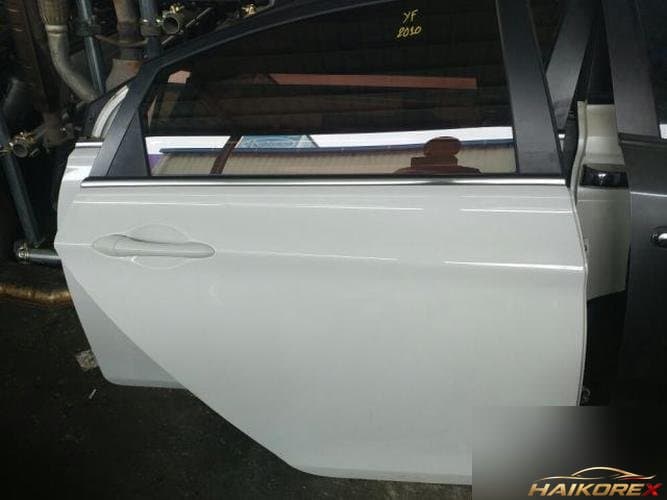 Hyundai Sonata 2011 — дверь задняя правая