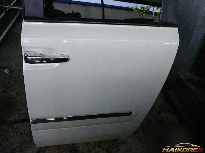 Kia Carnival 2010 — левая задняя дверь