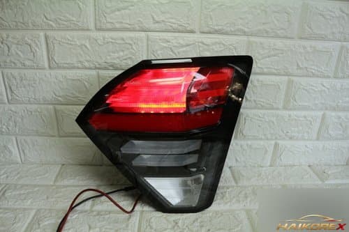 Задний фонарь LED с поворотником правый 92406-BE100