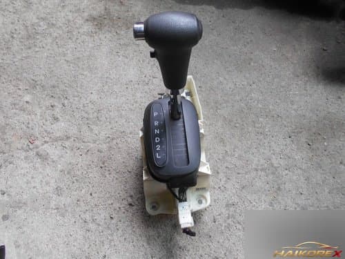 Консоль коробки передач с рычагом переключения Verna Transform 2010