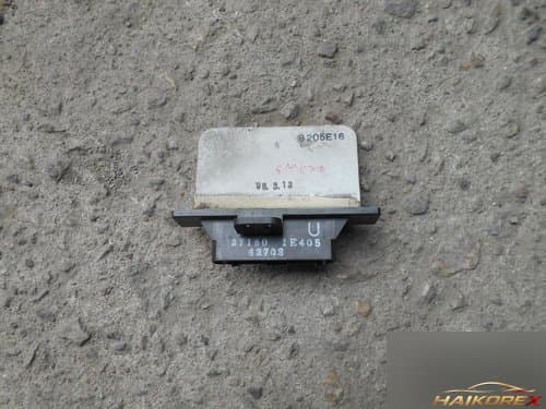 Резистор печки SM5 (ручная климатизация) *старого образца (до 2001.08.27)