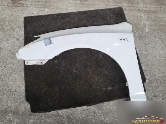 Hyundai Avante 2008 — крыло левое