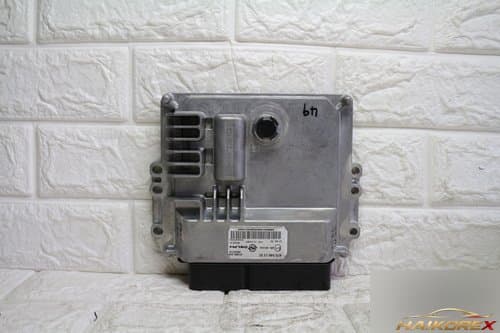 Блок управления двигателя ECU 6725401132